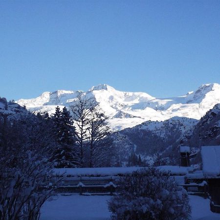 Hotel Villa Tedaldi Gressoney-Saint-Jean Ngoại thất bức ảnh