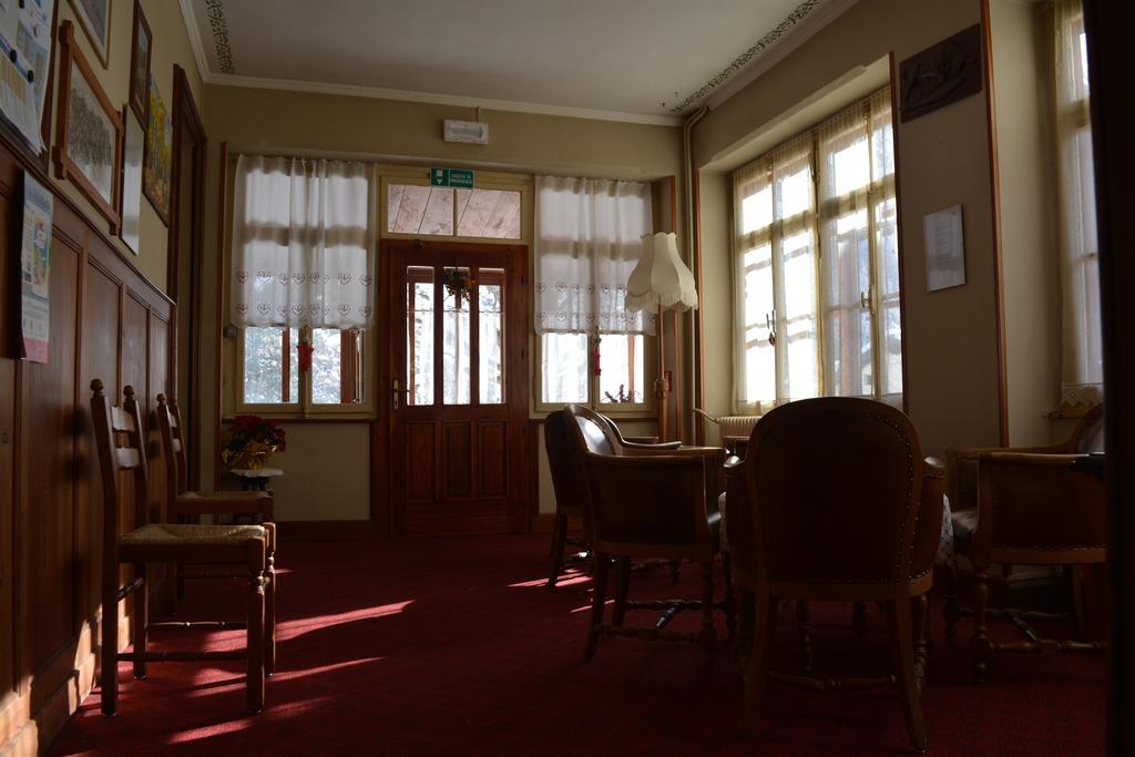 Hotel Villa Tedaldi Gressoney-Saint-Jean Ngoại thất bức ảnh