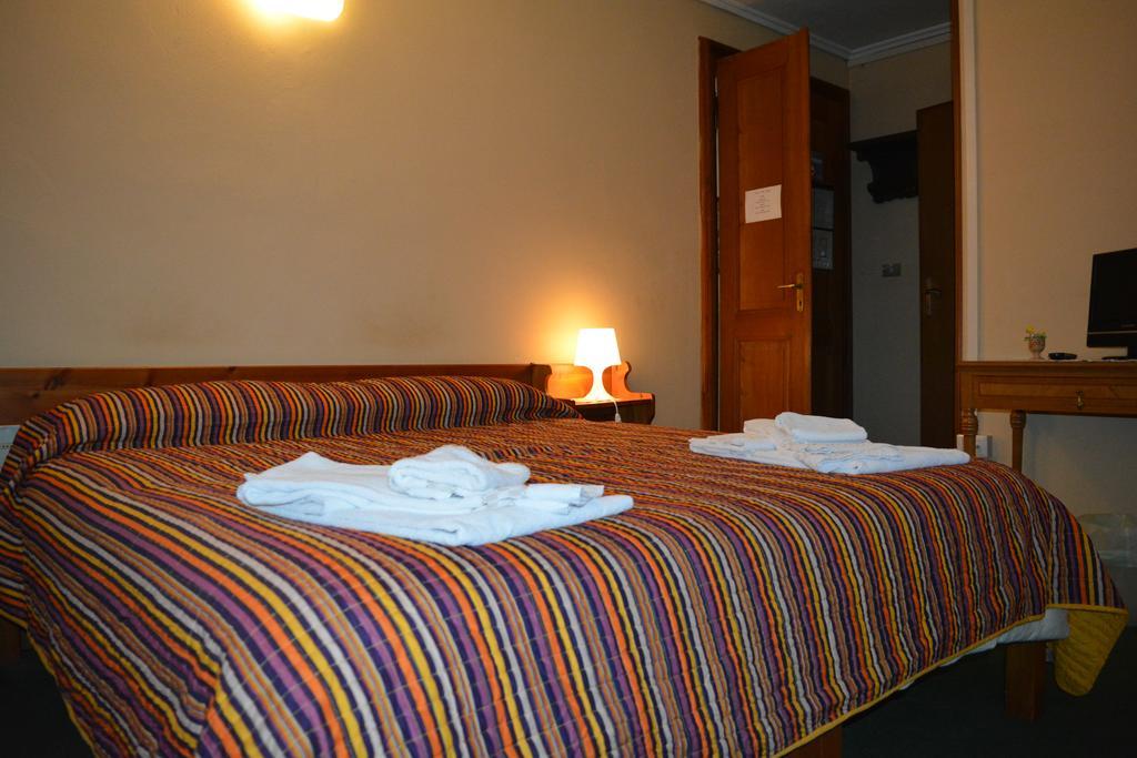 Hotel Villa Tedaldi Gressoney-Saint-Jean Ngoại thất bức ảnh