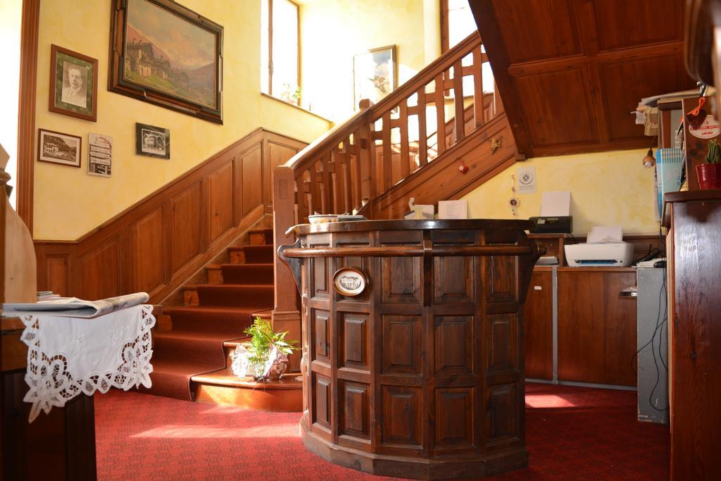 Hotel Villa Tedaldi Gressoney-Saint-Jean Ngoại thất bức ảnh